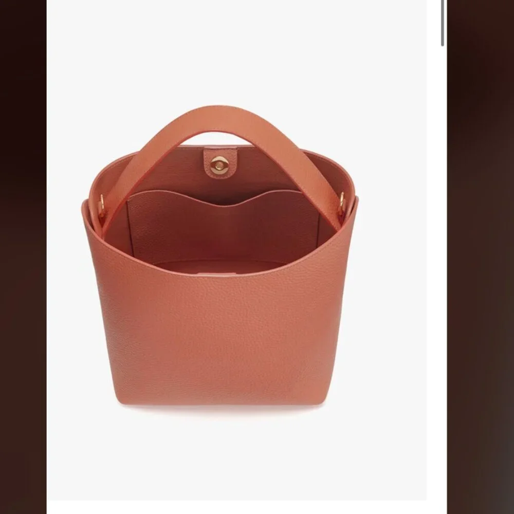 NWOT Cuyana Linea Bag in Terracotta Pebbled Leather